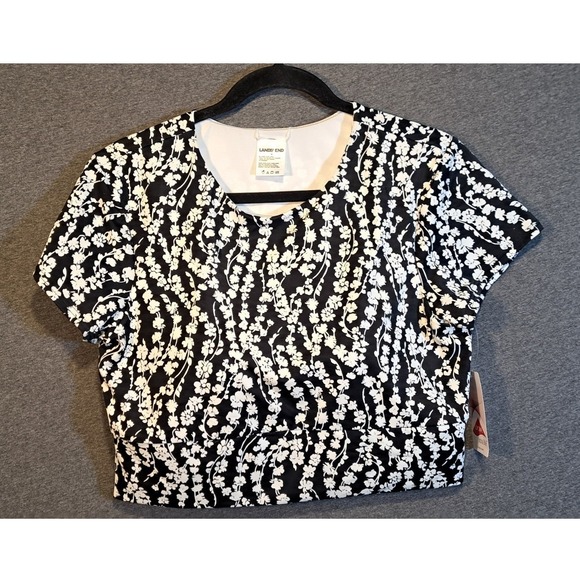 Lands' End Other - Lands End Womens Black White Floral Swim Crop Top Built-in Bra Size 14 NEW